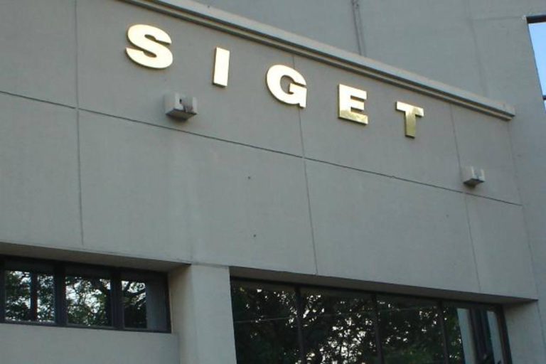 Aprueban reforma para que la SIGET funja regulando el sector telecomunicaciones y ya no al sector eléctrico