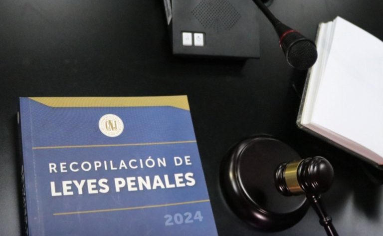 Tres sujetos acusados de matar a un nicaragüense permanecerán detenidos