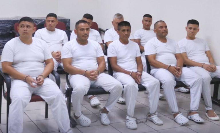 Nueve extranjeros condenados por el transporte de mil kilos de cocaína en altamar