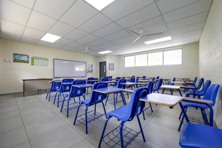 Ministerio de Educación reanudará clases presenciales este viernes tras mejora de las condiciones meteorológicas