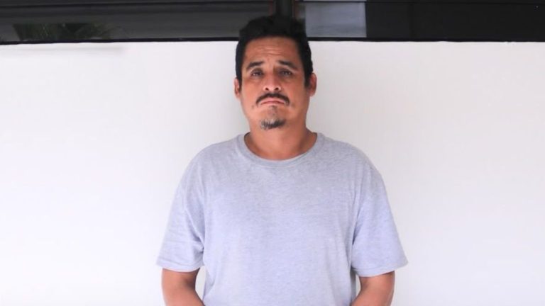 Procesan a hombre acusado de exhibiciones obscenas en unidad del transporte colectivo