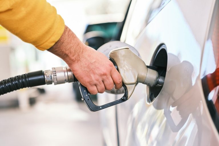 Precio de referencia de los combustibles sin cambios por segunda quincena consecutiva