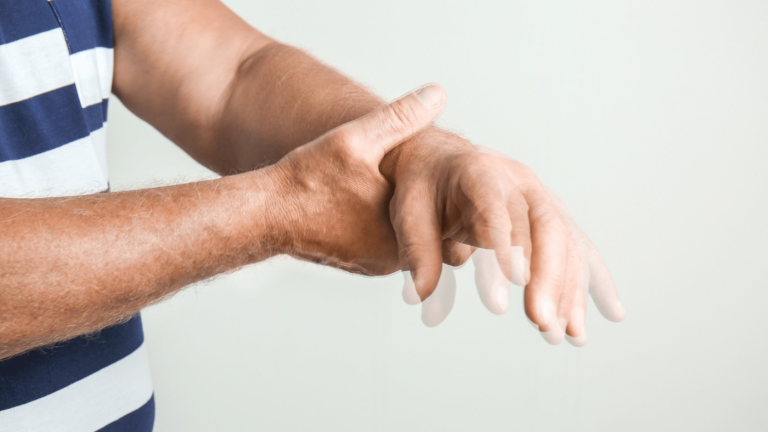 Hasta 10 de cada 100 personas podrían desarrollar Parkinson en El Salvador