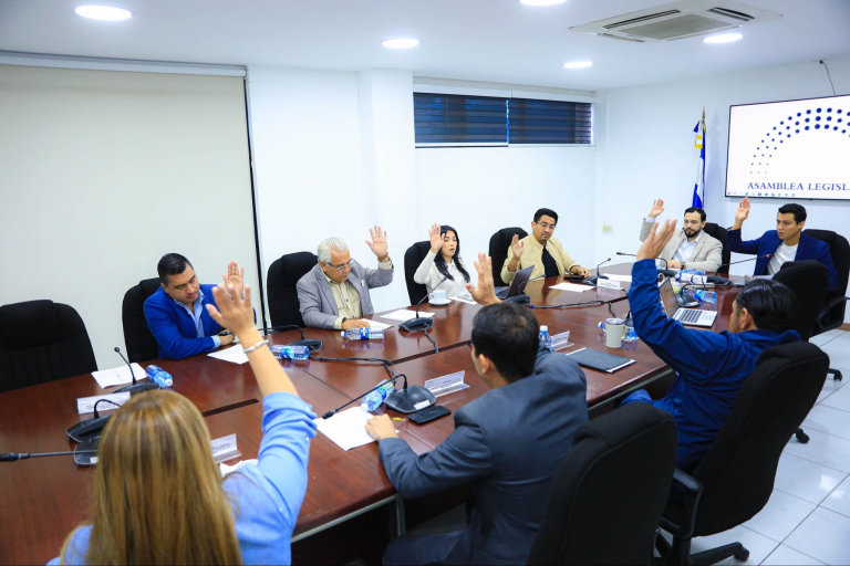 Diputados aprueban ampliar hasta 2031 vigencia de fideicomiso para apoyar al sector cafetalero