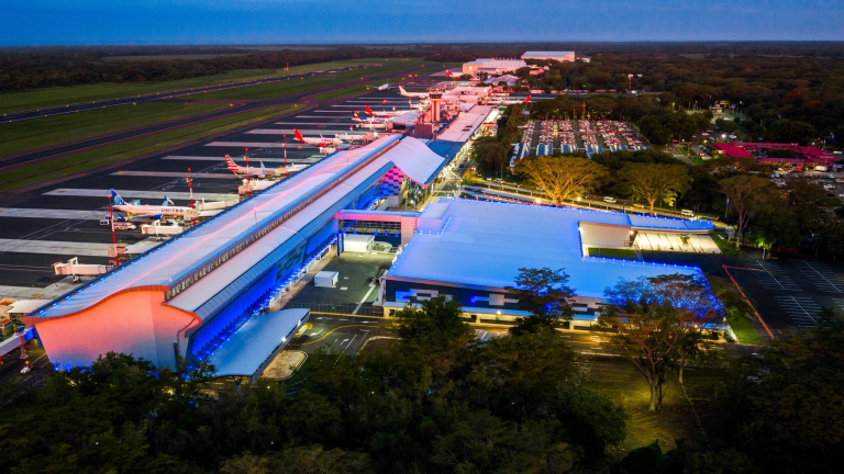 Nueva terminal de llegadas del Aeropuerto de El Salvador tendrá capacidad para procesar más de 16,000 maletas por hora