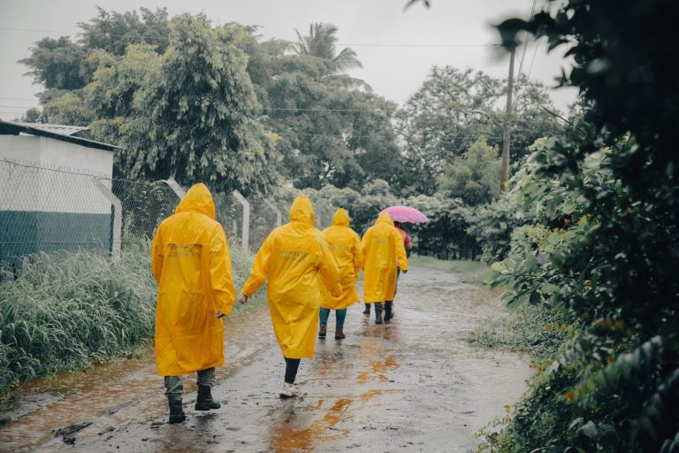 Protección Civil emite alerta naranja nacional por influencia de la tormenta tropical Cristina
