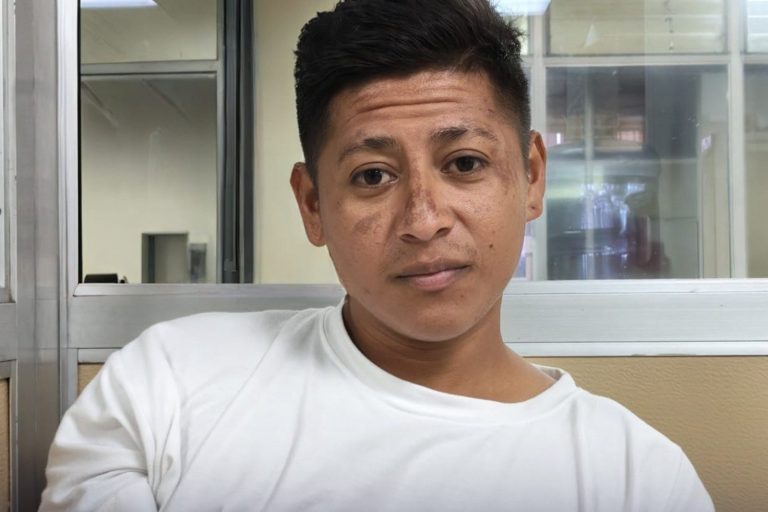 Motociclista acusado de conducir ebrio tras evadir control policial permanecerá detenido
