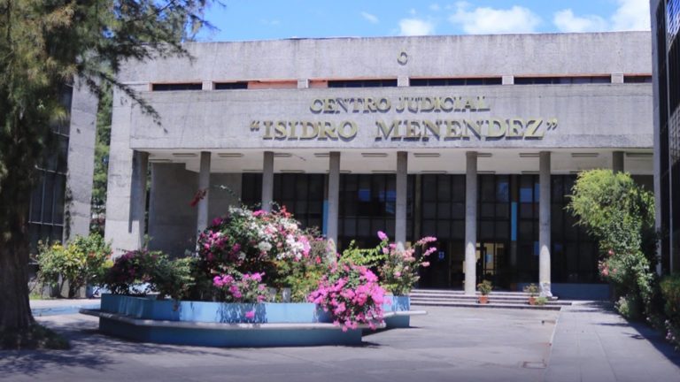 Condenan a cuatro personas a 20 años de prisión por extorsión agravada en Apopa