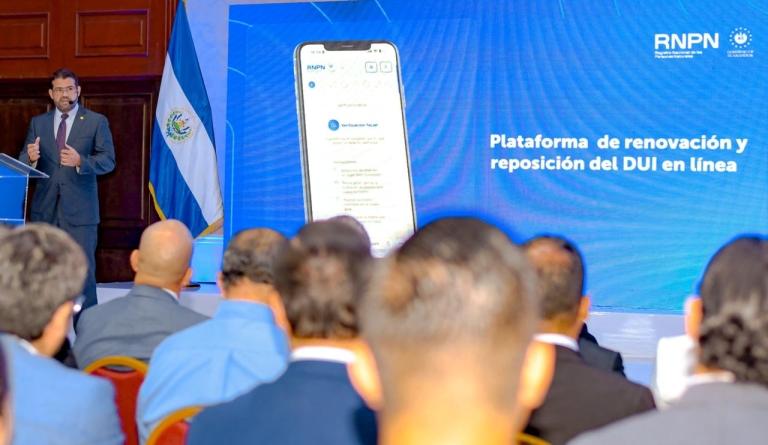 RNPN habilita plataforma para renovar y reponer el DUI en línea desde El Salvador y Estados Unidos