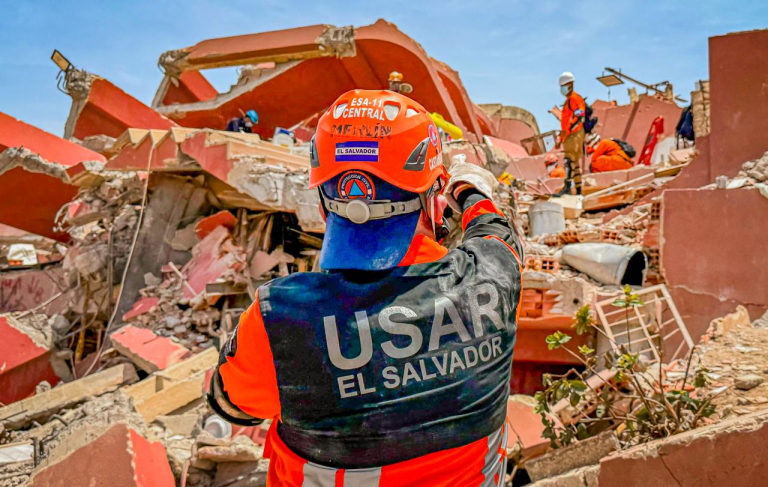 Diputados proponen reconocer a misión humanitaria salvadoreña desplegada tras terremotos en Venezuela