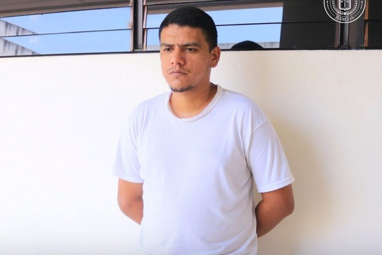 Ordenan detención provisional para acusado de intentar hurtar piezas de un vehículo alquilado
