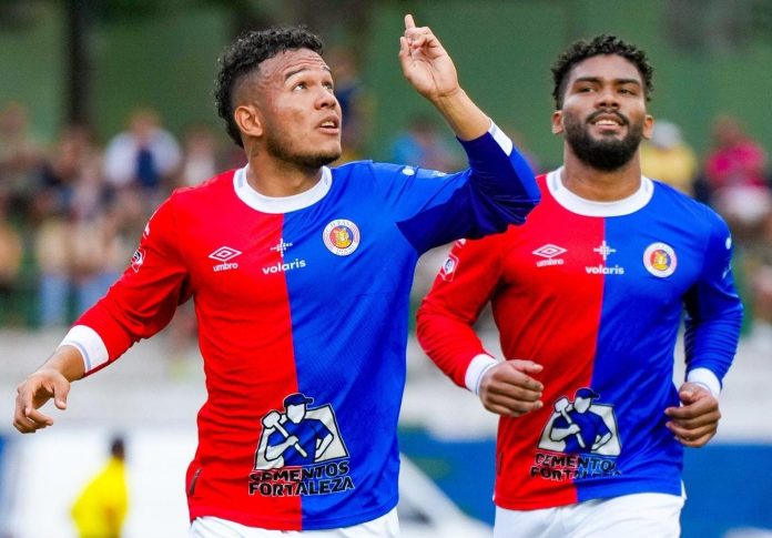Tejada anotó el primero. Foto cortesía: Primera División.