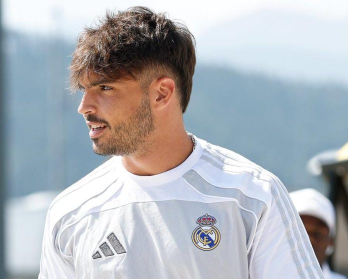 Otra polémica en la carrera de Asencio. Foto cortesía: Real Madrid.