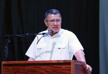 Rector de la Universidad de El Salvador (UES), Juan Rosa Quintanilla.