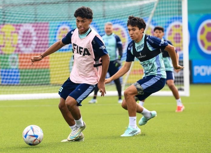 Último entreno previo al debut. Foto cortesía: La Selecta.
