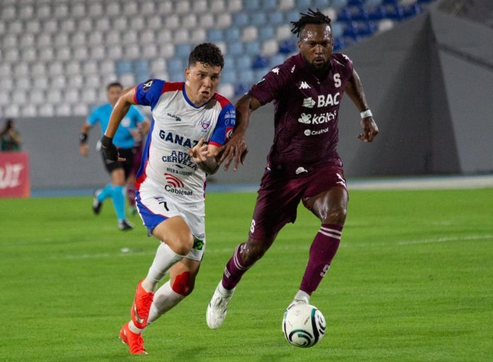Empate en el 'Mágico'. Foto cortesía: Luis Ángel Firpo.